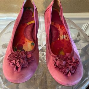BORN Leather Mauve Pink Flower Floral Womens Flats 8.5